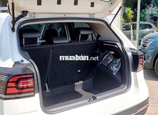 Volkswagen T-Cross 2022 Luxury 1.0 AT - 30000 km