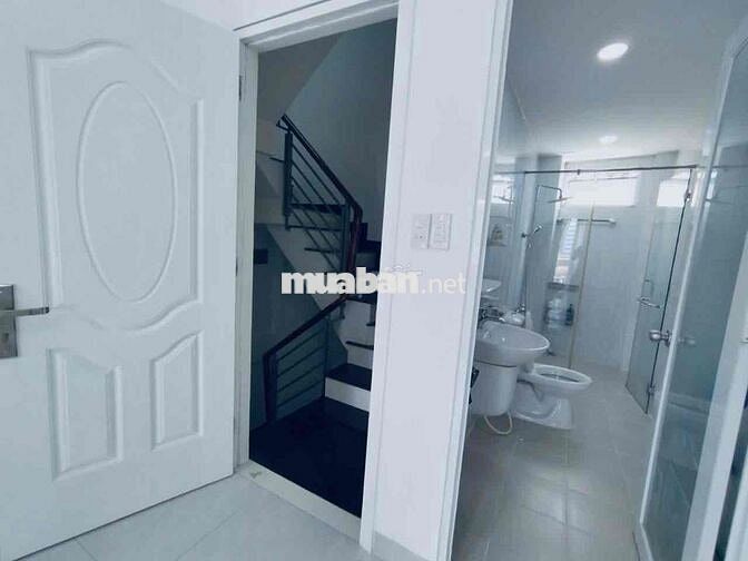 Phòng trọ trung tâm quận 3, đầy đủ tiện nghi