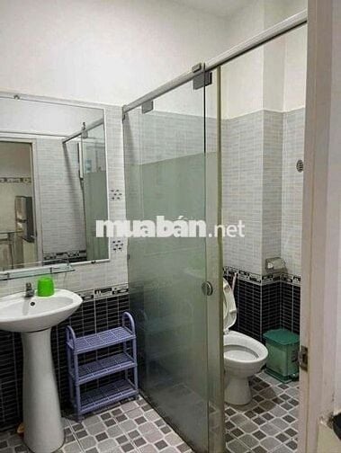 Cho thuê nhà nguyên căn.Đường Lê Văn Duyệt.Phường 1.Q.Bình Thạnh