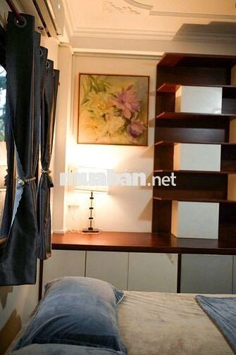 Cho thuê căn hộ dịch vụ giá rẻ mặt tiền đường Lạc Long Quân