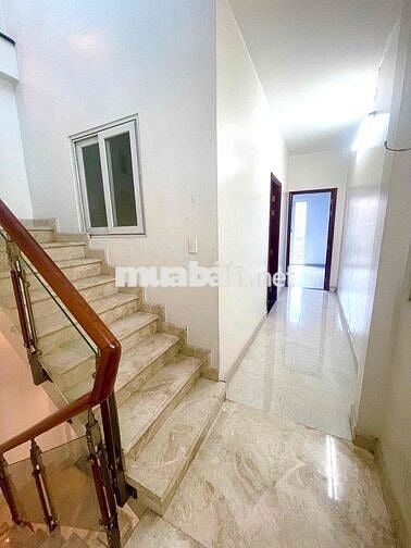 🔥Nhà 3 Lầu, Mặt Tiền Đường Phạm Văn Đồng, P13, Bình Thạnh/ 3PN, 4WC