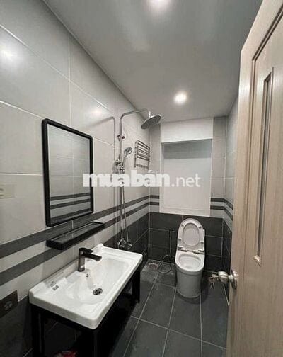 Nhà 2 Tầng Rộng Rải Mới Đẹp Giá Tốt