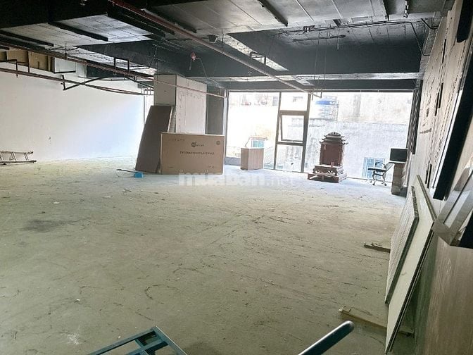 Cho thuê văn phòng tại Sapphire Palace, 39 triệu, 130m2, giá cực chất