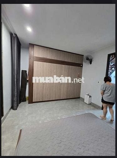 Tôi cần bán nhà Liền Kề Tô Hiệu Hà Đông , mặt ngõ ô tô kinh doanh