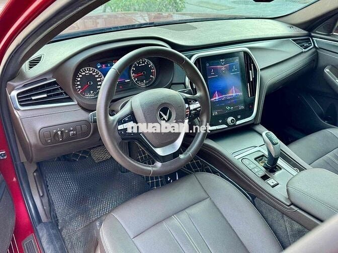 VinFast Lux A 2.0 Tiêu chuẩn 2022 siêu đẹp