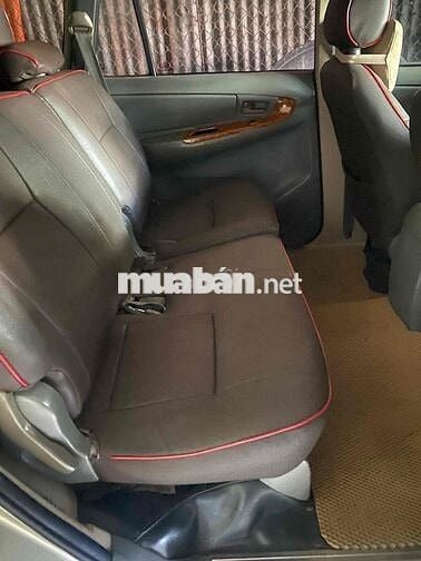 Toyota Innova 2007 J