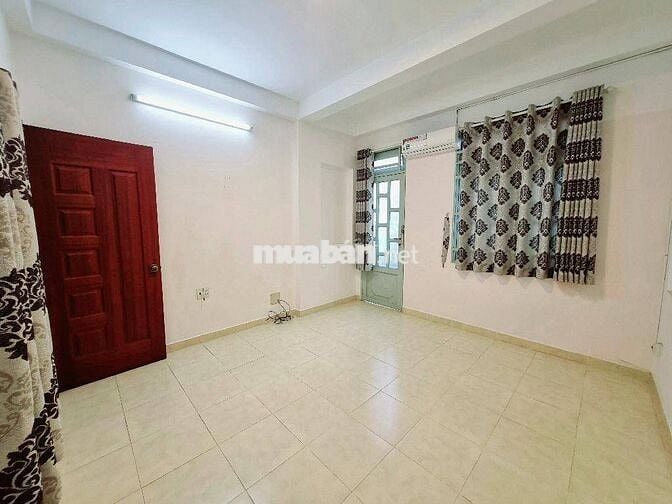 NHÀ BẾN VÂN ĐỒN Q4- 3 LẦU- 30m2 NỞ HẬU- CHỈ 4.4 TỶ