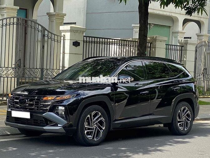 Hyundai Tucson 2025 1.6 Turbo - 9700 km