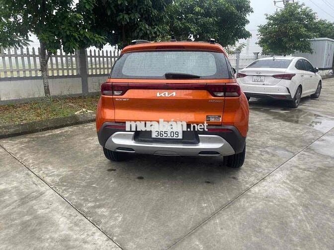 Kia Sonet 2023 Premium 1.5 AT - 90000 km