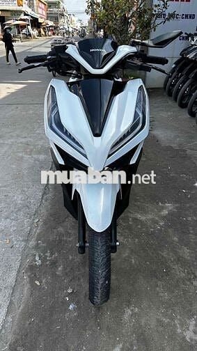 Vario 150 trắng đen 2019 ( hỗ trợ góp )