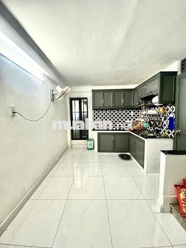 NHÀ 2 TẦNG - TẶNG FULL NỘI THẤT - HẺM XE HƠI - KHA VẠN CÂN, LINH ĐÔNG