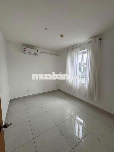 Cho thuê căn hộ TARA- 68m2 2pn 2wc có nội thất- 11TR ở liền