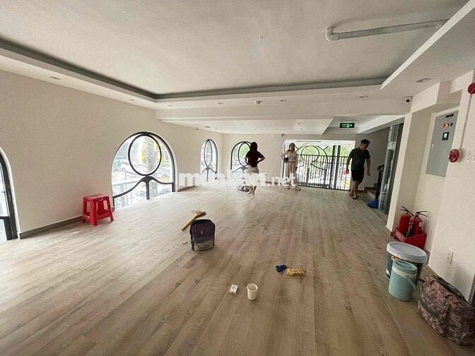 Mặt bằng vị trí siêu vip góc 2 mặt tiền khu Phú Mỹ Hưng Q7, đa ngành