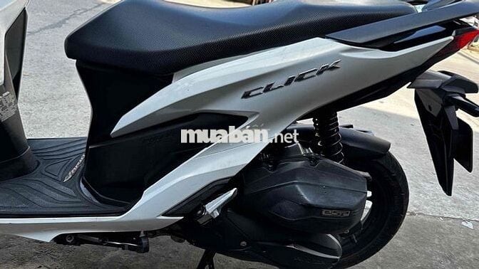 Vario 150 trắng đen 2019 ( hỗ trợ góp )