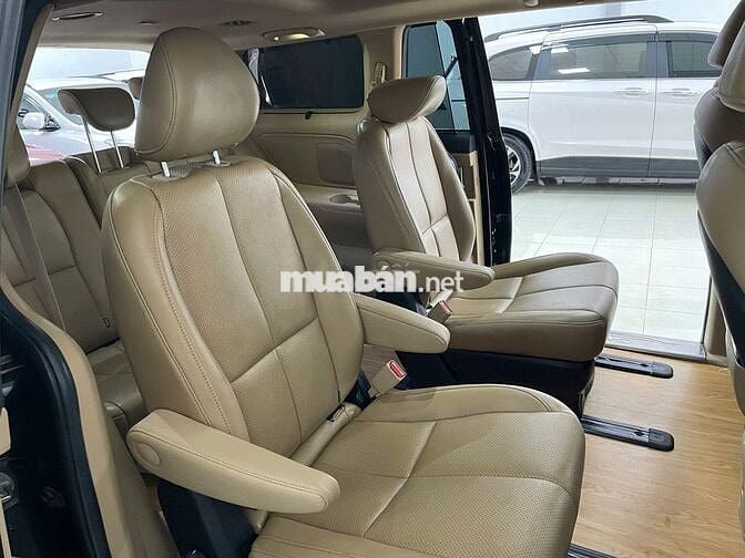 KIA SEDONA FULL DẦU 2020 ĐI RẤT ÍT - 68000 km