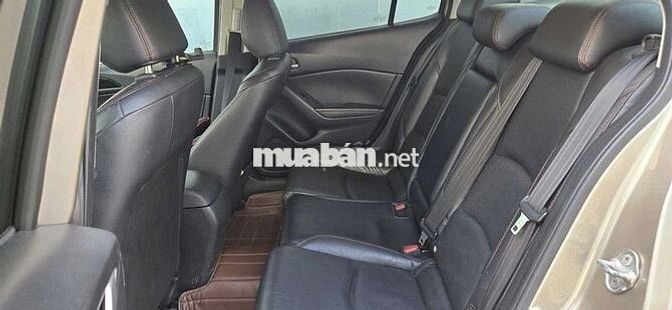 2015 1.5 AT Sedan - 72000 km