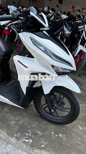 Vario 150 trắng đen 2019 ( hỗ trợ góp )