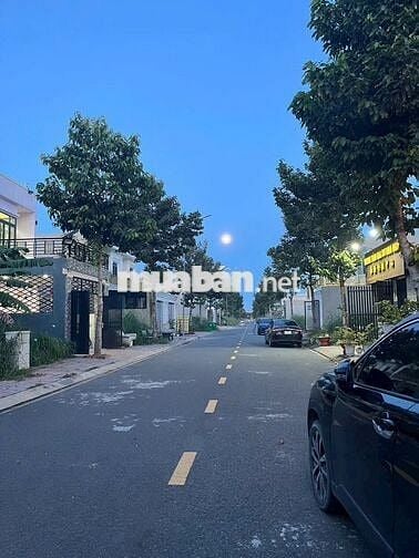 100m2 trục chính dự án Newtime Hội Nghĩa cần bán