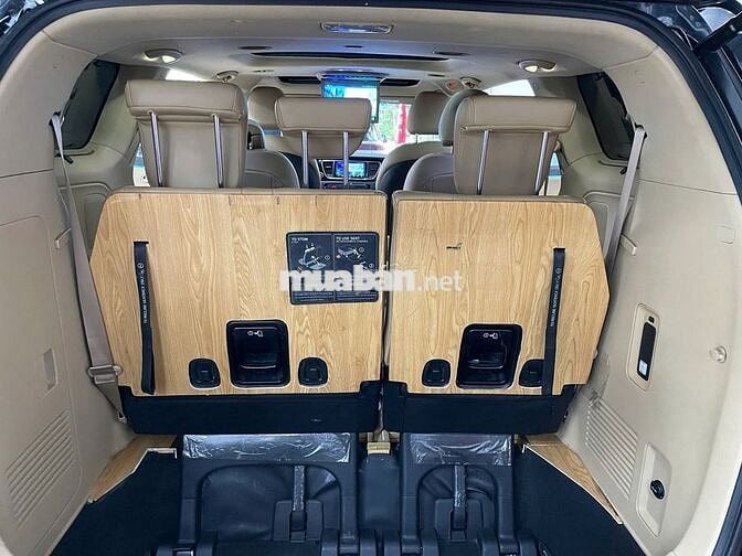 KIA SEDONA FULL DẦU 2020 ĐI RẤT ÍT - 68000 km