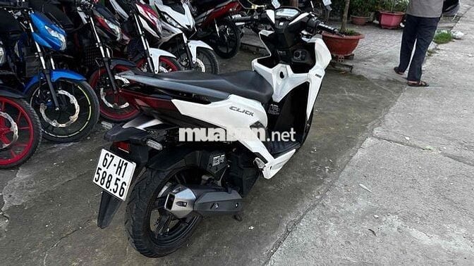 Vario 150 trắng đen 2019 ( hỗ trợ góp )