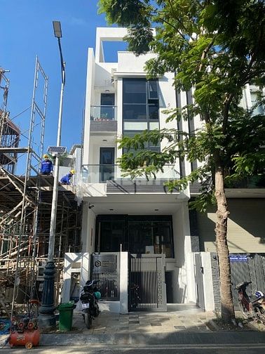 Cho thuê VP Mystery Villas, Bình Trưng Tây, Q. 2 - 35tr/th/400m2.