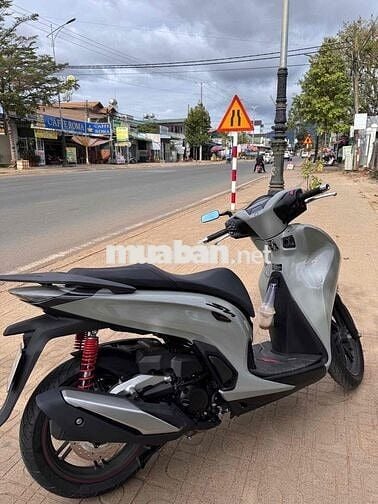 SH350i 2025 Xám Xi Măng. 1100km