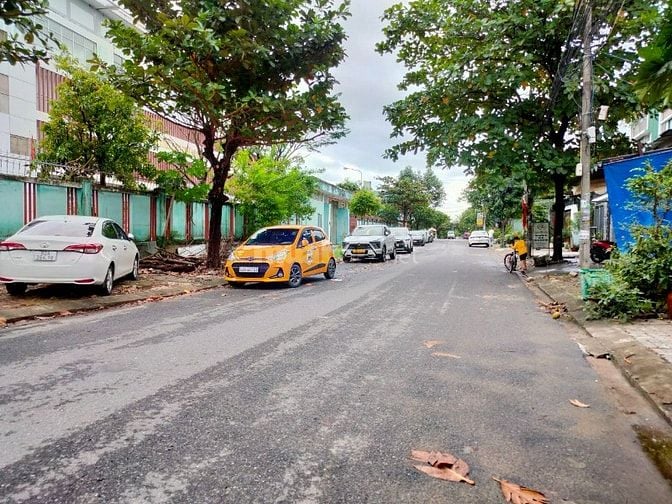 ĐẤT SIÊU ĐẸP_100M2 NGANG 6M2, K/OTO 4M HỒ SĨ DƯƠNG, CẨM LỆ- GIÁ RẺ 3.X