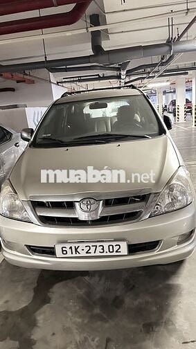 Toyota Innova 2008  - 800000 km