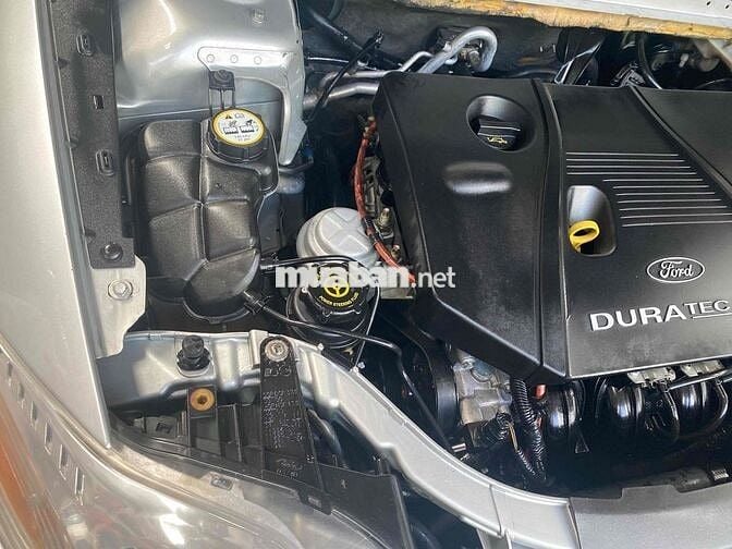 Ford Mondeo 2010 - 82000 km xe gia đình sử dụng