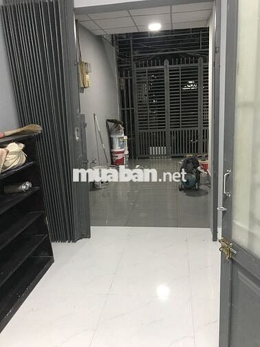 Chính cho thuê nhà mới DT:70m2giá 12tr/thg,lầu HBC,TĐ