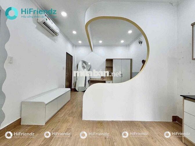 STUDIO TÁCH BẾP CÓ BAN CÔNG FULL NỘI THẤT NGAY CÔNG VIÊN PHÚ LÂM