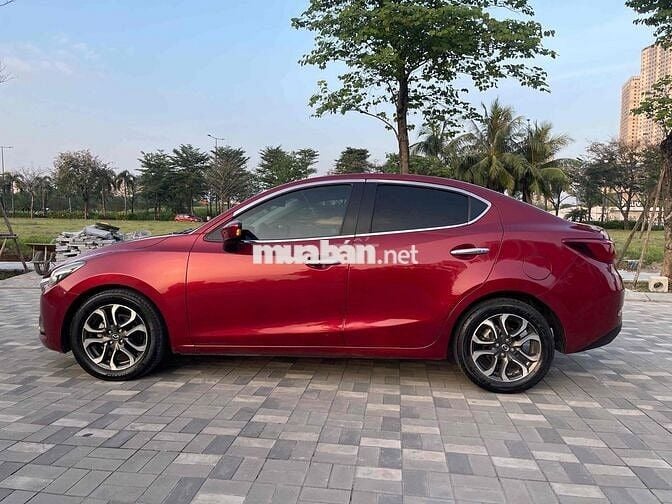 Mazda 2 sx 2017  1.5 AT Sedan  odo 75000 km
