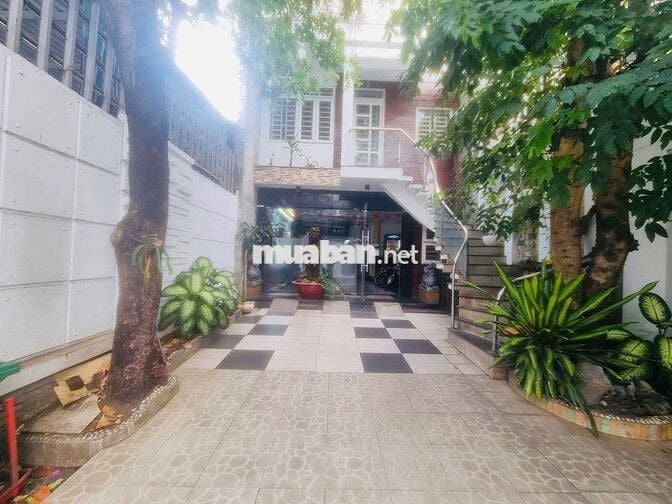 Bán BT MT ngay TT Thủ Đức thích hợp làm VP, cho thuê Căn hộ DV,