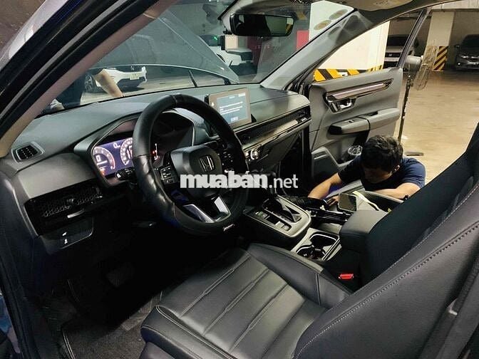 Honda CRV LAWD 2025 Lướt 20000km Siêu Đẹp Hãng Bán