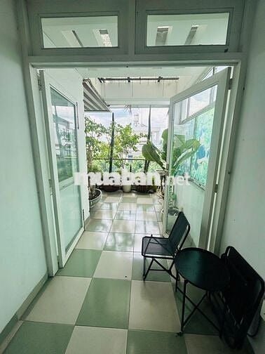 Bán BT MT ngay TT Thủ Đức thích hợp làm VP, cho thuê Căn hộ DV,