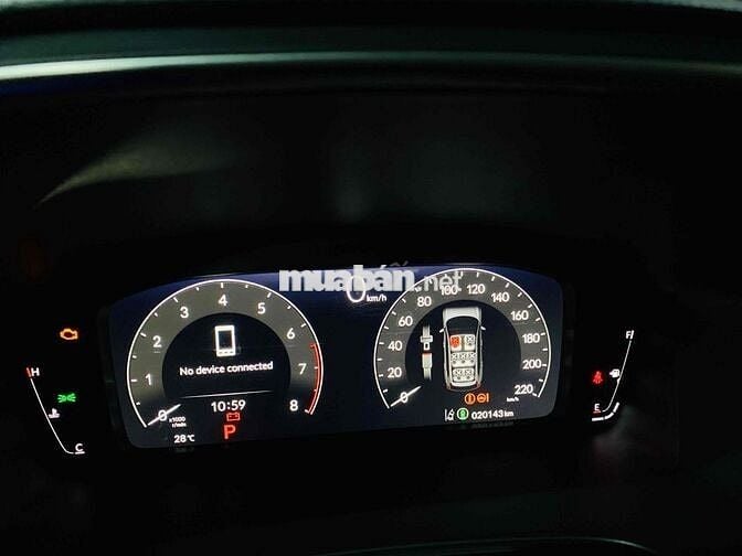 Honda CRV LAWD 2025 Lướt 20000km Siêu Đẹp Hãng Bán