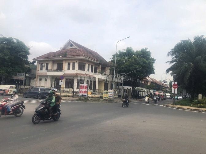  LÔ ĐẤT MT ĐƯỜNG 9A KHU GIẢI TRÍ TRUNG SƠN - BÌNH CHÁNH 