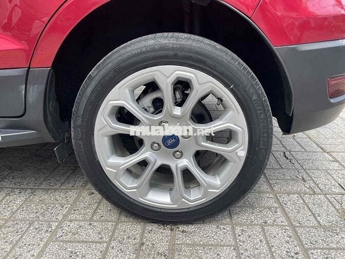 EcoSport 2020 Titanium. Trả trước 180tr nhận xe.