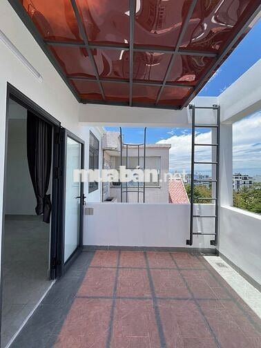 STUDIO BAN CÔNG SIÊU RỘNG FULL NỘI THẤT NGAY KDC