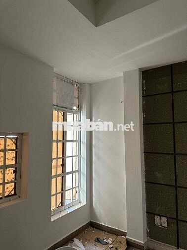 Share 2 phòng trong nhà ng căn