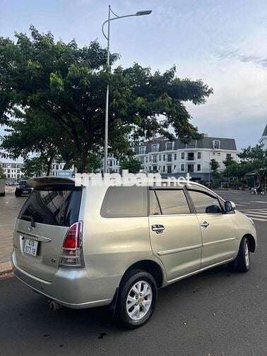 Toyota Innova 2006 G - 156456 km