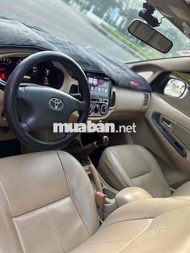 Toyota Innova 2006 G - 156456 km