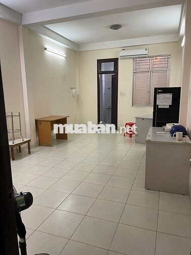 Phòng trọ 24m2 số 40 đường Bảy Hiền, Tân Bình, gần mũi tàu Bảy Hiền