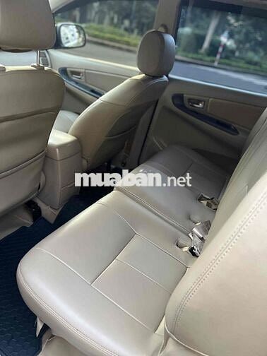 Toyota Innova 2006 G - 156456 km