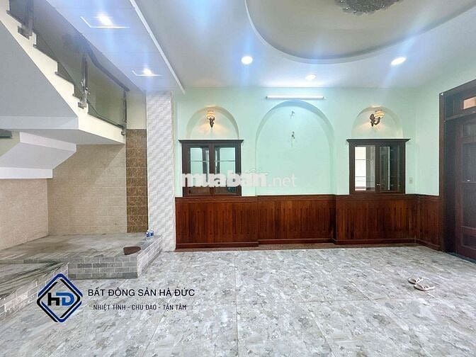 Nhà trệt 3 lầu 5x26 vị trí đẹp gần ngã tư sầm uất