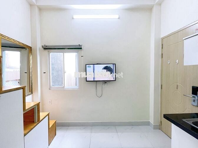 PHÒNG CÓ GÁC MỚI XÂY GẦN NGÃ 4 PHÚ NHUẬN - 4.6 TRIỆU