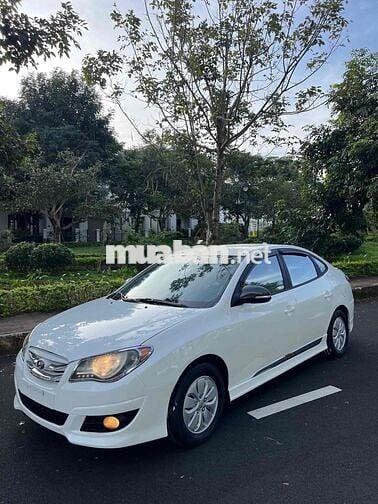 Hyundai Avante 2014 1.6 MT - 152456 km