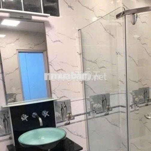 BÁN NHÀ ĐẸP 5 TẦNG ĐƯỜNG HUỲNH VĂN BÁNH QUẬN PHÚ NHUẬN