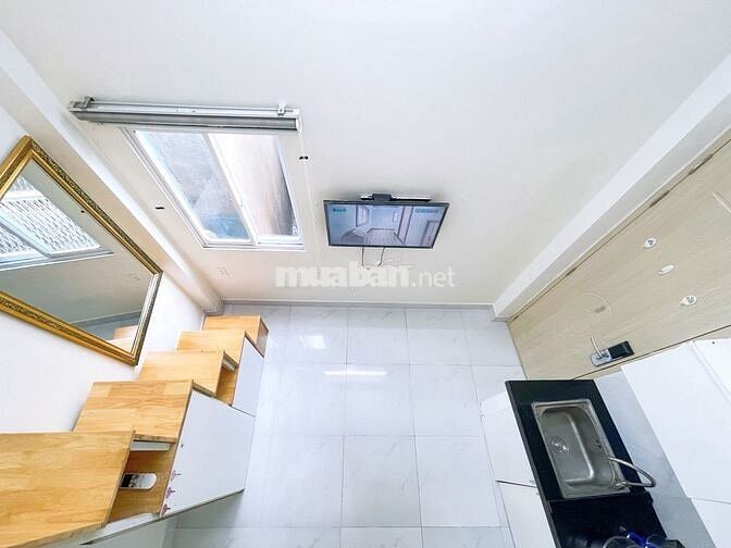 PHÒNG CÓ GÁC MỚI XÂY GẦN NGÃ 4 PHÚ NHUẬN - 4.6 TRIỆU