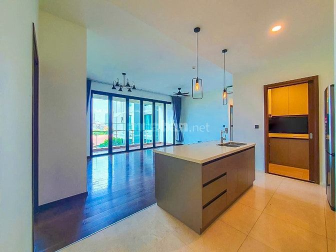 Bán hoặc cho thuê Căn hộ D’Edge Thảo Điền gồm 3 phòng ngủ 142m2